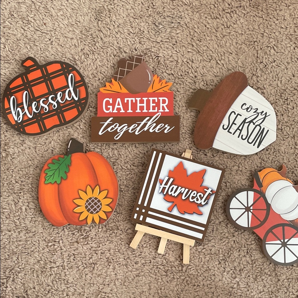 Fall‎ Table Top Decor